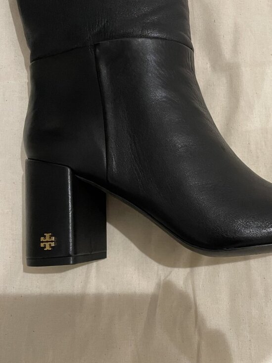 Tory Burch Knee High Black Leather Boots - Size 8 - Brand New w/o box - Rtl $600 - Picture 3 of 4